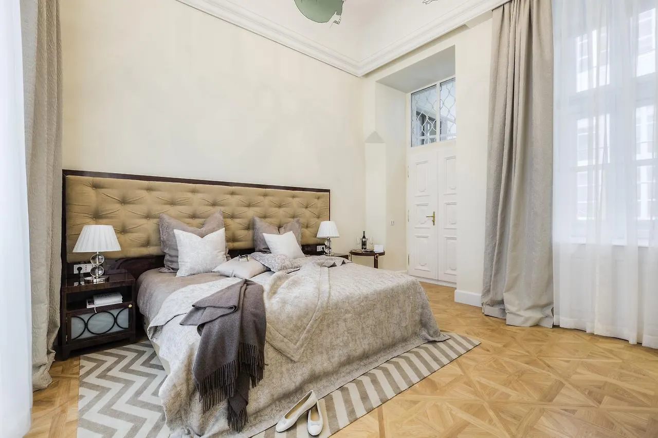 Residence Wollzeile Viyana Daire